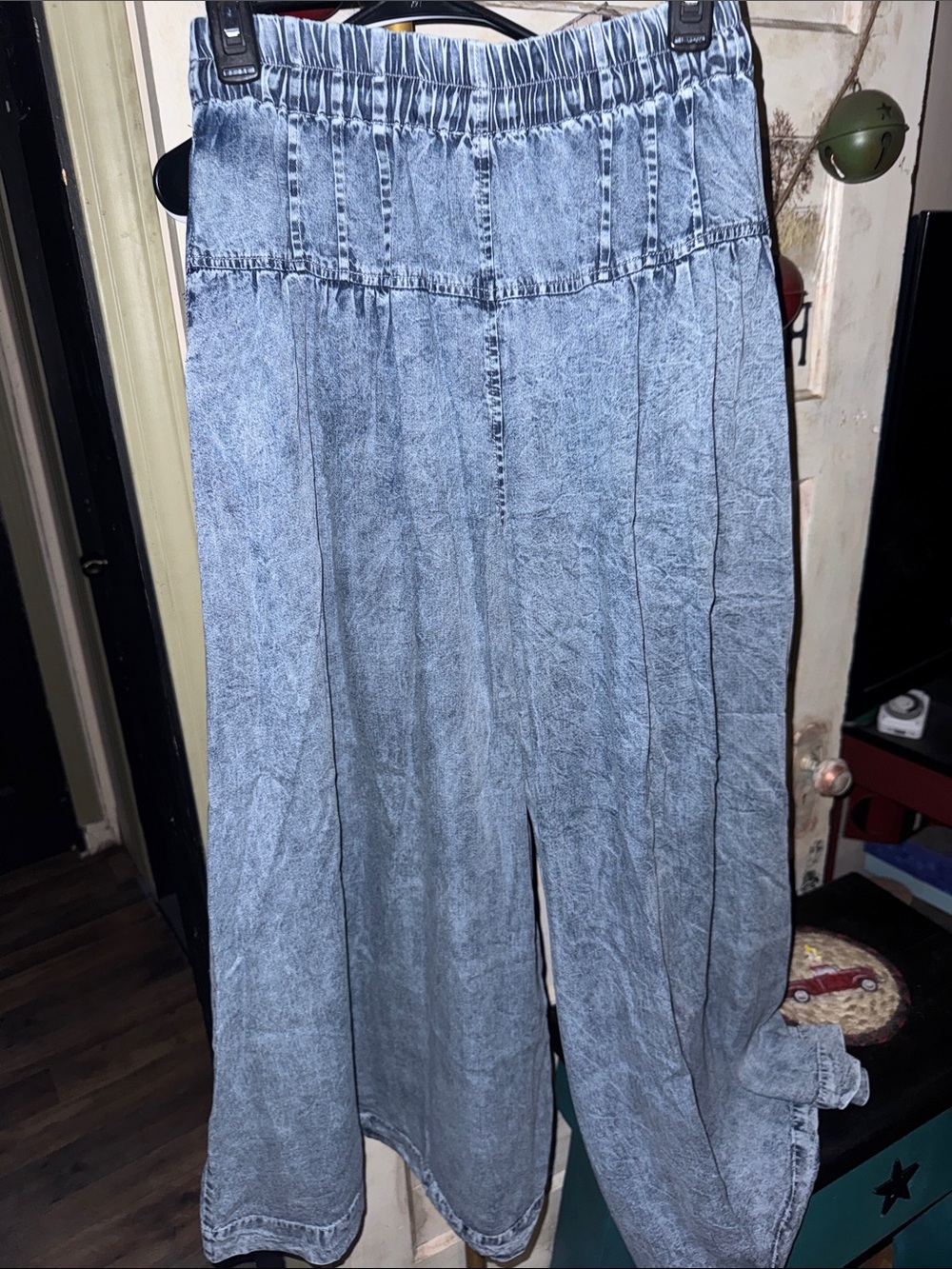 Oli & Hali Washed Light Blue Wide Leg Jeans with Elastic Waist - Picture 5 of 5